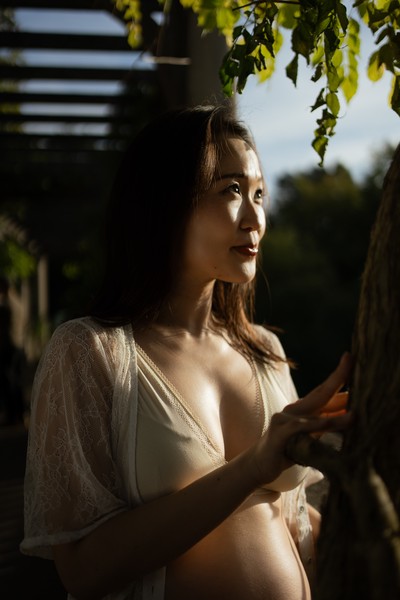 Autumn Maternity Session at Hill Garden and Pergola (2023)