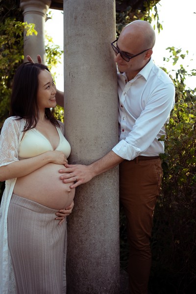 Autumn Maternity Session at Hill Garden and Pergola (2023)