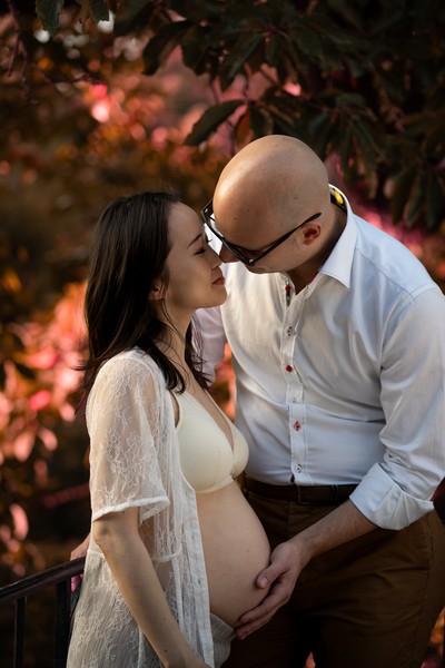 Autumn Maternity Session at Hill Garden and Pergola (2023)